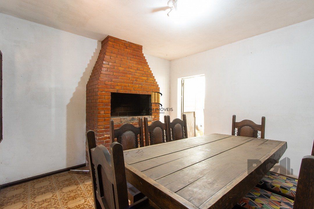 Casa para Venda - 572m², 5 dormitórios, sendo 1 suites, Cavalhada