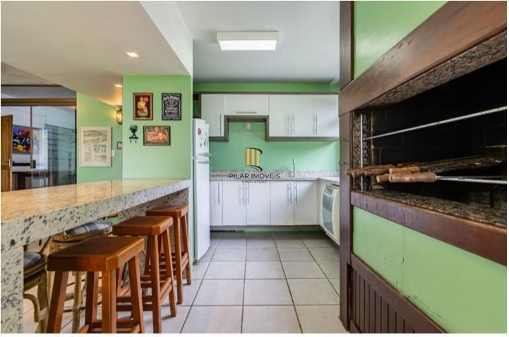 Casa em Condomínio à venda com 5 dormitórios, 565m² e 4 vagas no Condominio Jardim do Sol, Zona Sul de Porto Alegre