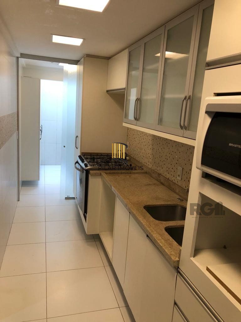 Casa de Condomínio 4 dormitórios no bairro Vila Assunção