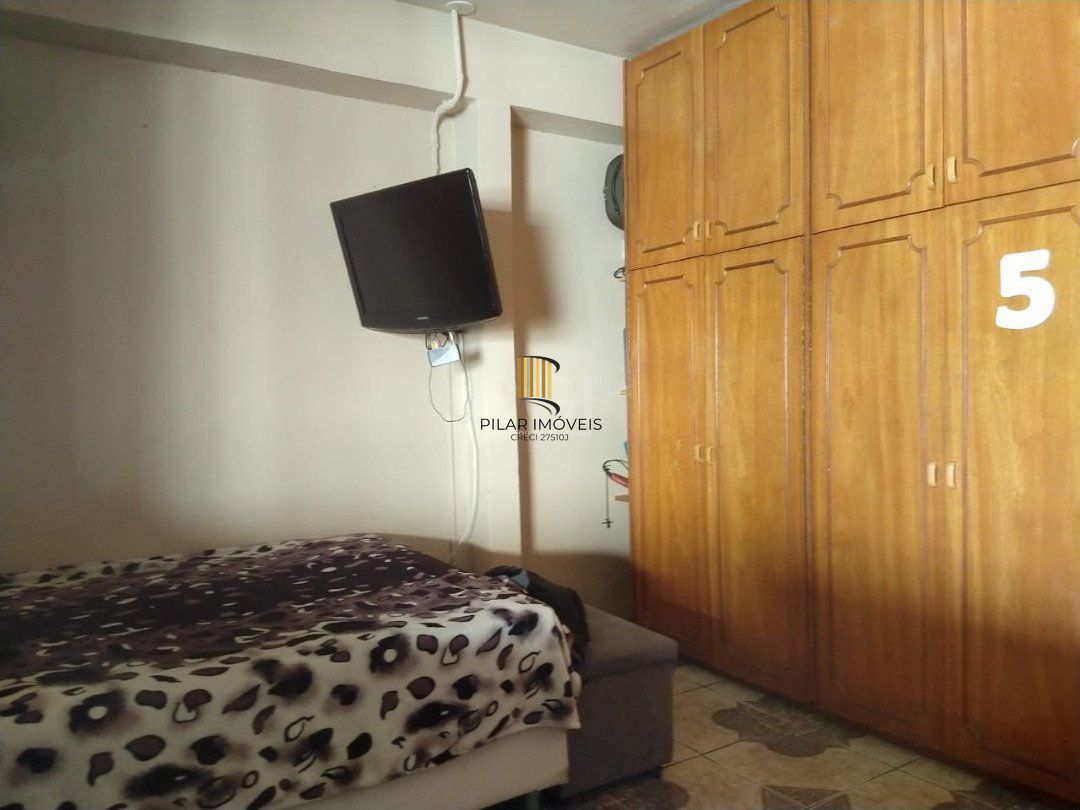 Casa para Venda - 322.4m², 2 dormitórios, 7 vagas - Cristal