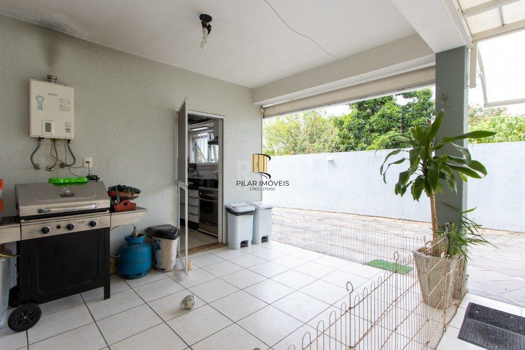 Casa de Condomínio 3 dormitórios no bairro Tristeza