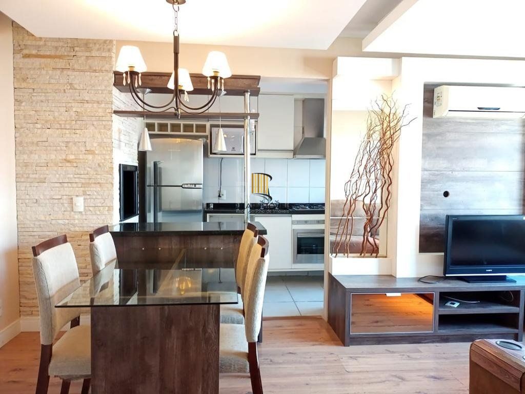 Apartamento à venda bairro Tristeza, 2 quartos, 1 suite, lavabo, churrasqueira, infra, 2 vagas individuais