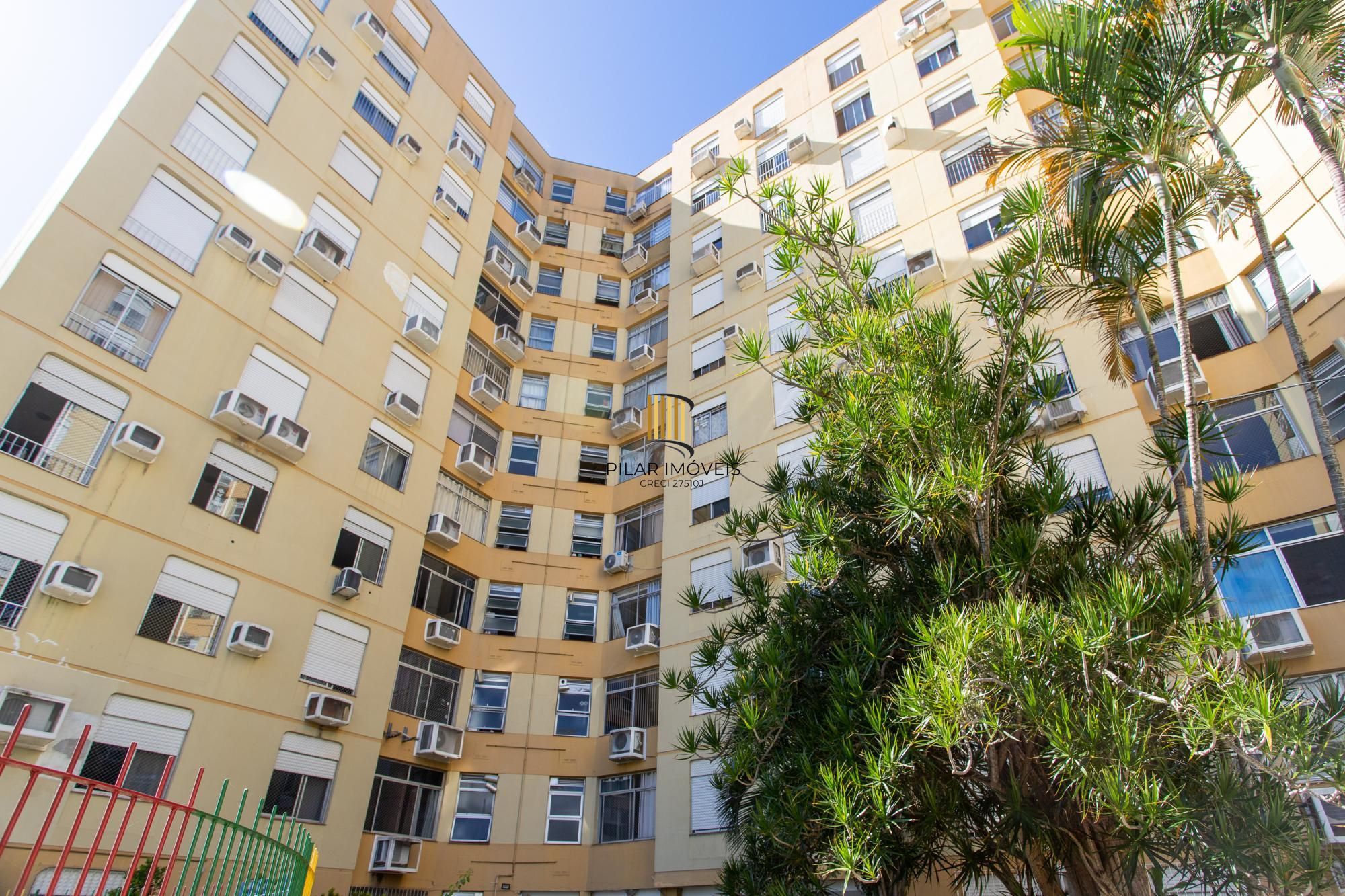 Excelente Apartamento 2 Dormitórios na Av. Wenceslau Escobar
