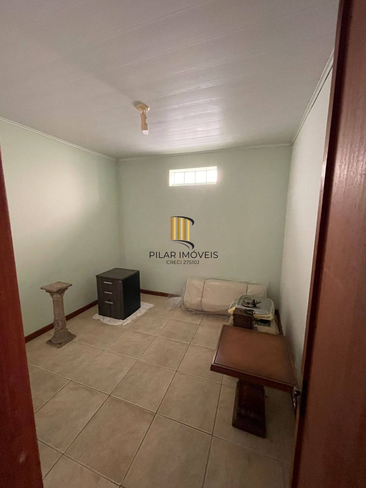 Casa de alvenaria com 104,37m² 3 dormitórios sendo 1 suíte, 2 vagas cobertas