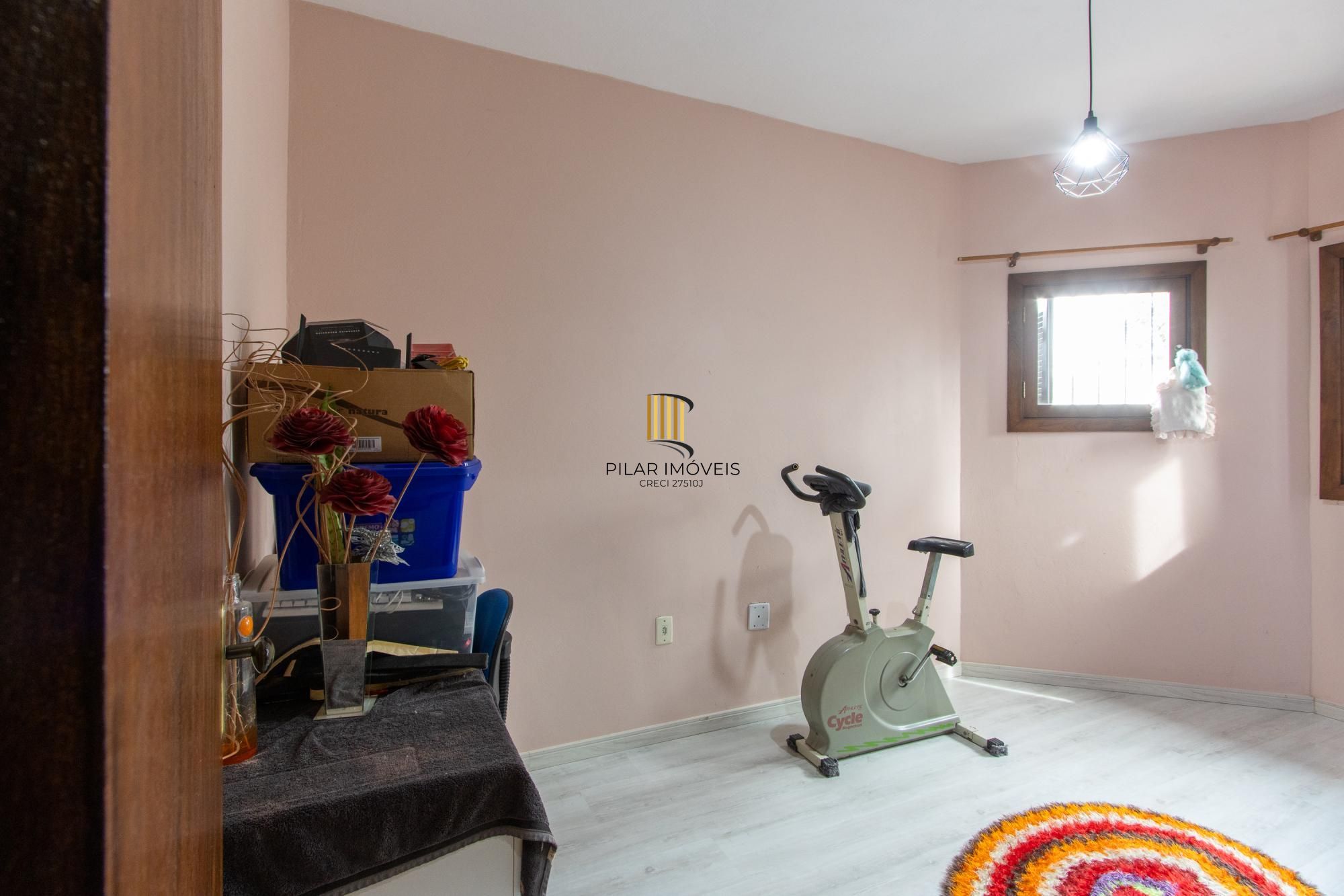 Casa 3 dormitórios no bairro Vila Nova