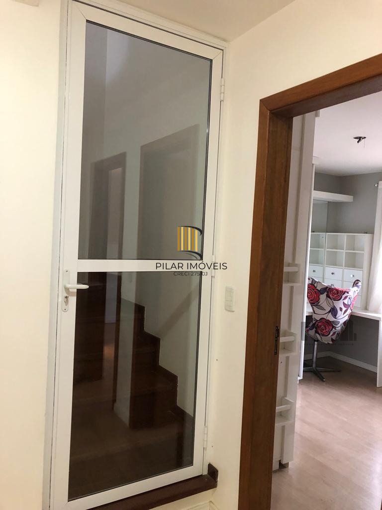 Casa de Condomínio 4 dormitórios no bairro Vila Assunção