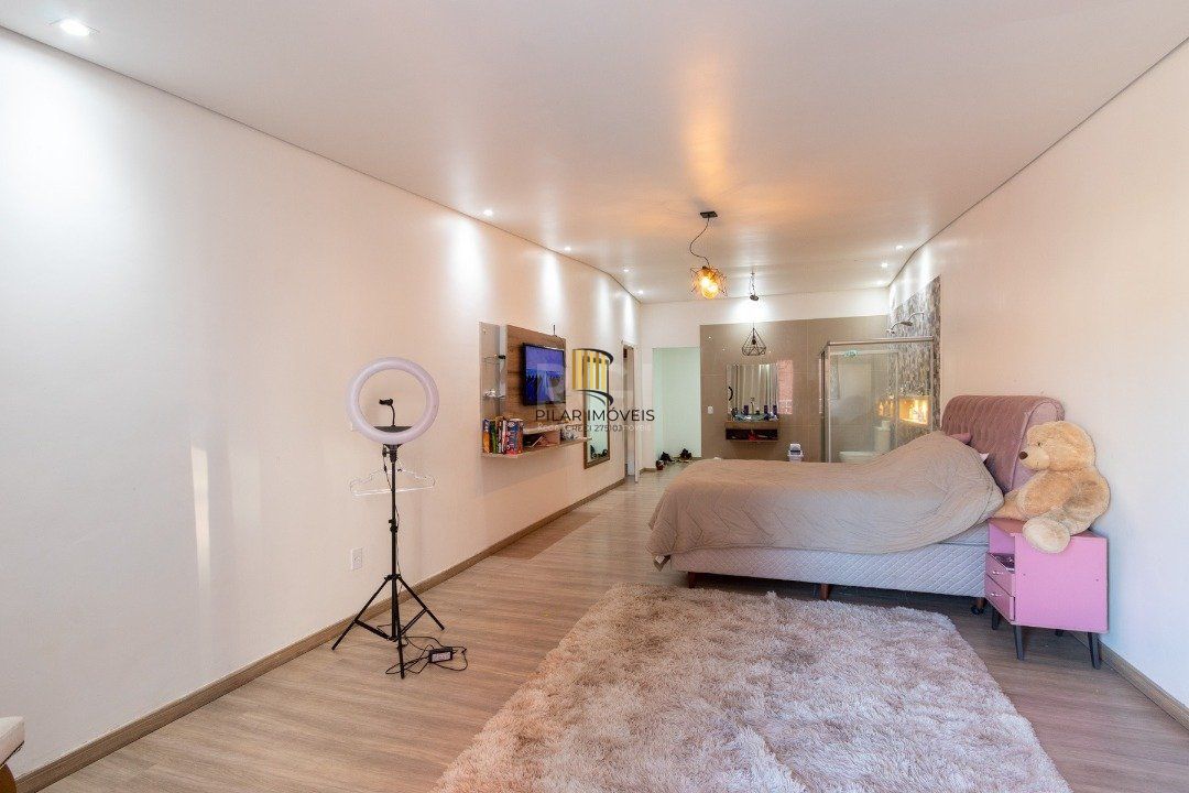 Casa para Venda - 120m², 4 dormitórios, sendo 1 suites, 3 vagas - Serraria