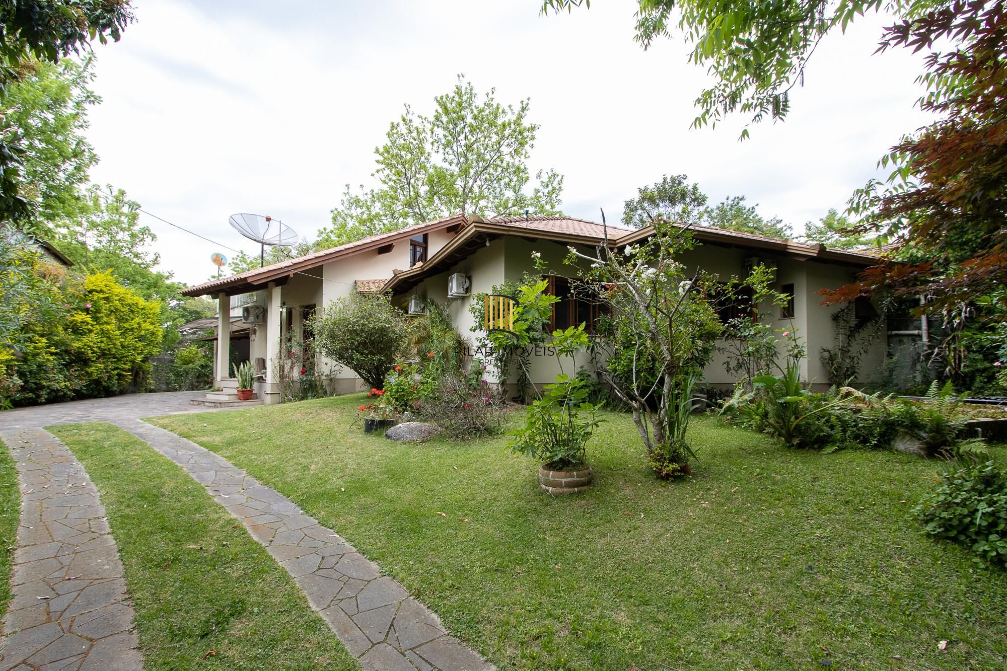 Casa térrea, nova, 3 quartos, 1 suite - Bairro Belém Velho