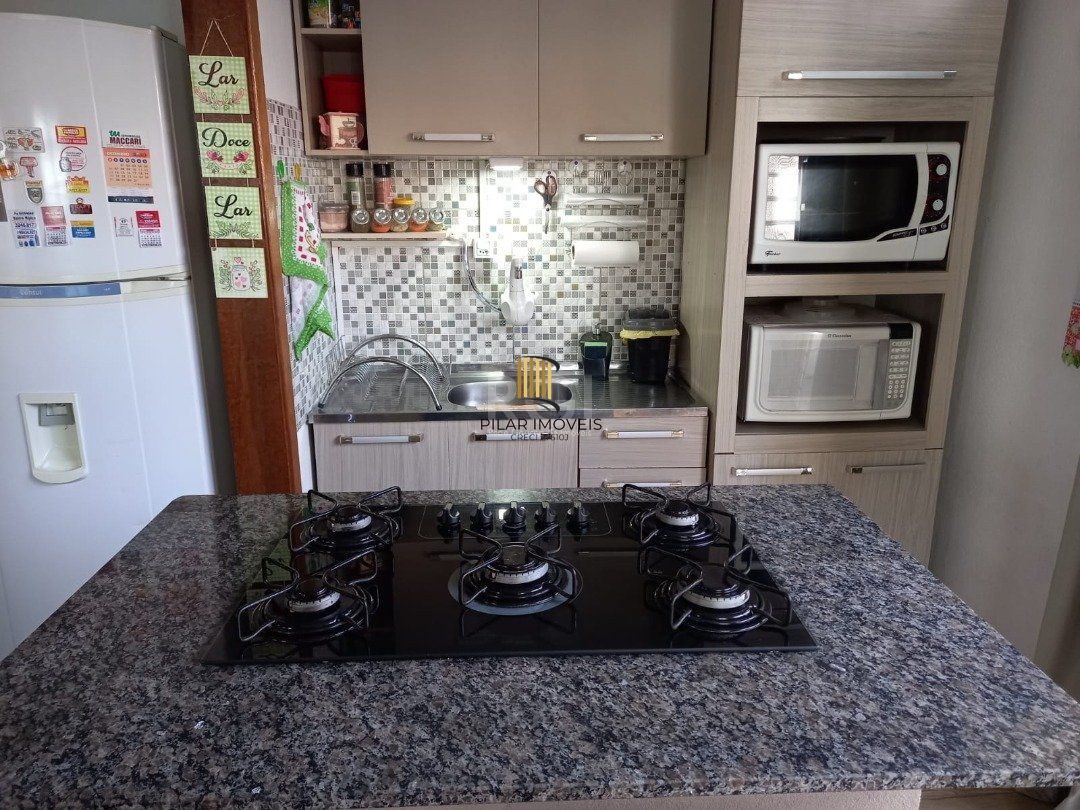 Casa 4 dormitórios no bairro Hípica