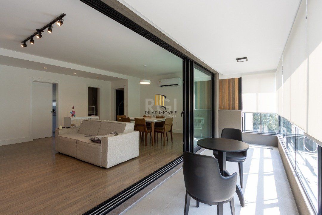 Apartamento 3 dormitórios no bairro Pedra Redonda
