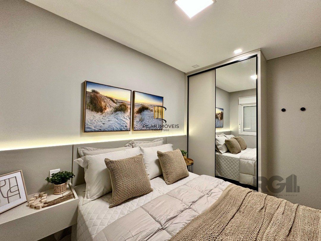 Apartamento 2 dormitórios no bairro Zona Nova