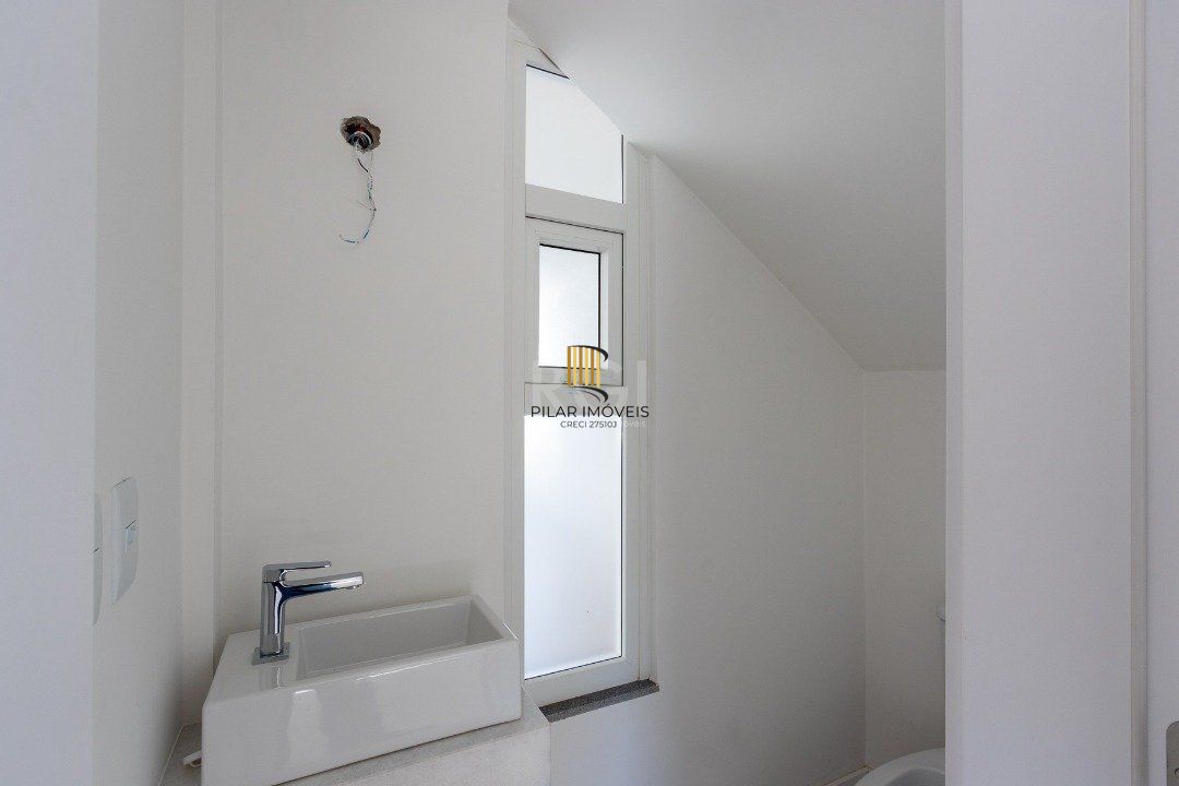 Casa Condominio para Venda - 306.18m², 3 dormitórios, sendo 3 suites, 3 vagas - Vila Assunção