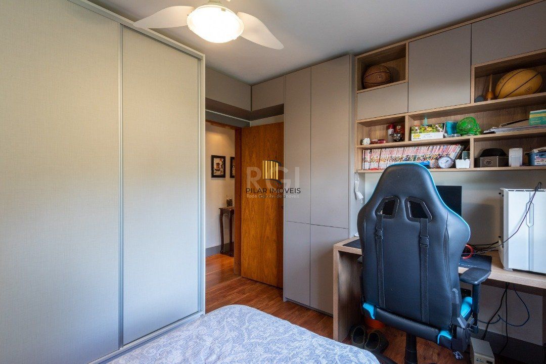 Cobertura para Venda - 234.17m², 3 dormitórios, sendo 1 suites, 2 vagas - Cristal