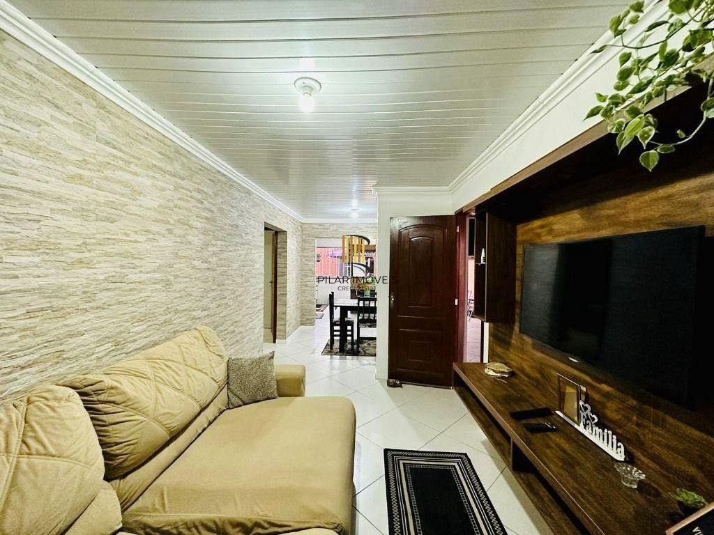 Casa 2 dormitórios no bairro Parque Florido