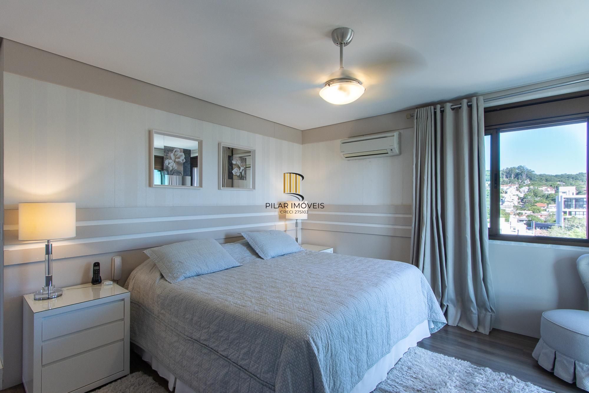 Excelente apartamento de 3 dormitórios, 1 suíte e 2 vagas no bairro Tristeza.