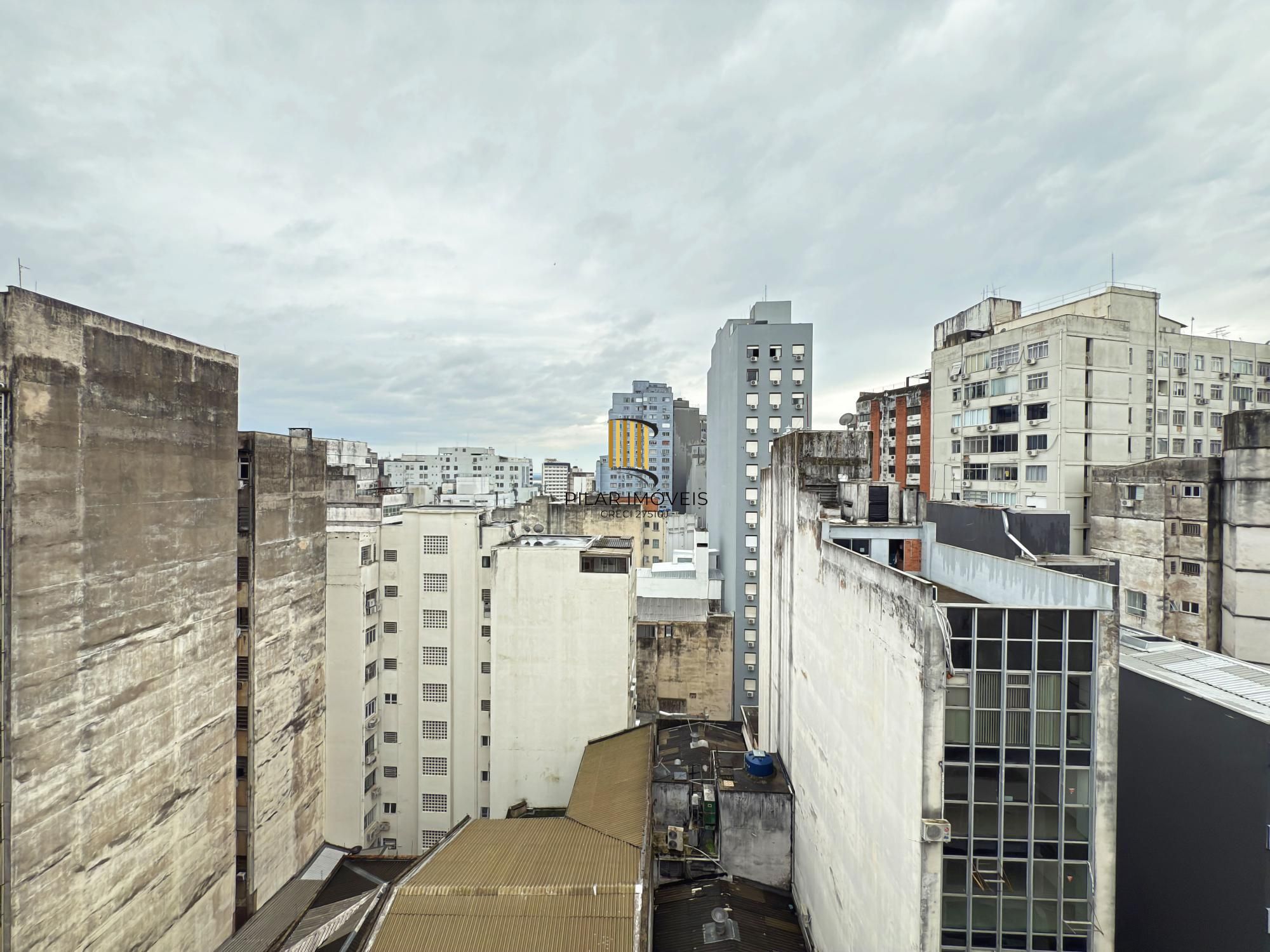 Excelente conjunto Comercial no Centro Histórico.