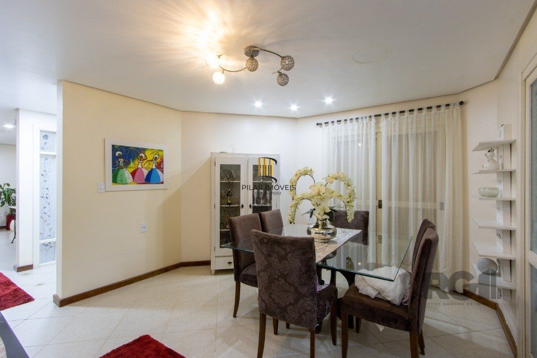 Casa para Venda - 167.4m², 4 dormitórios, sendo 2 suites, Ipanema