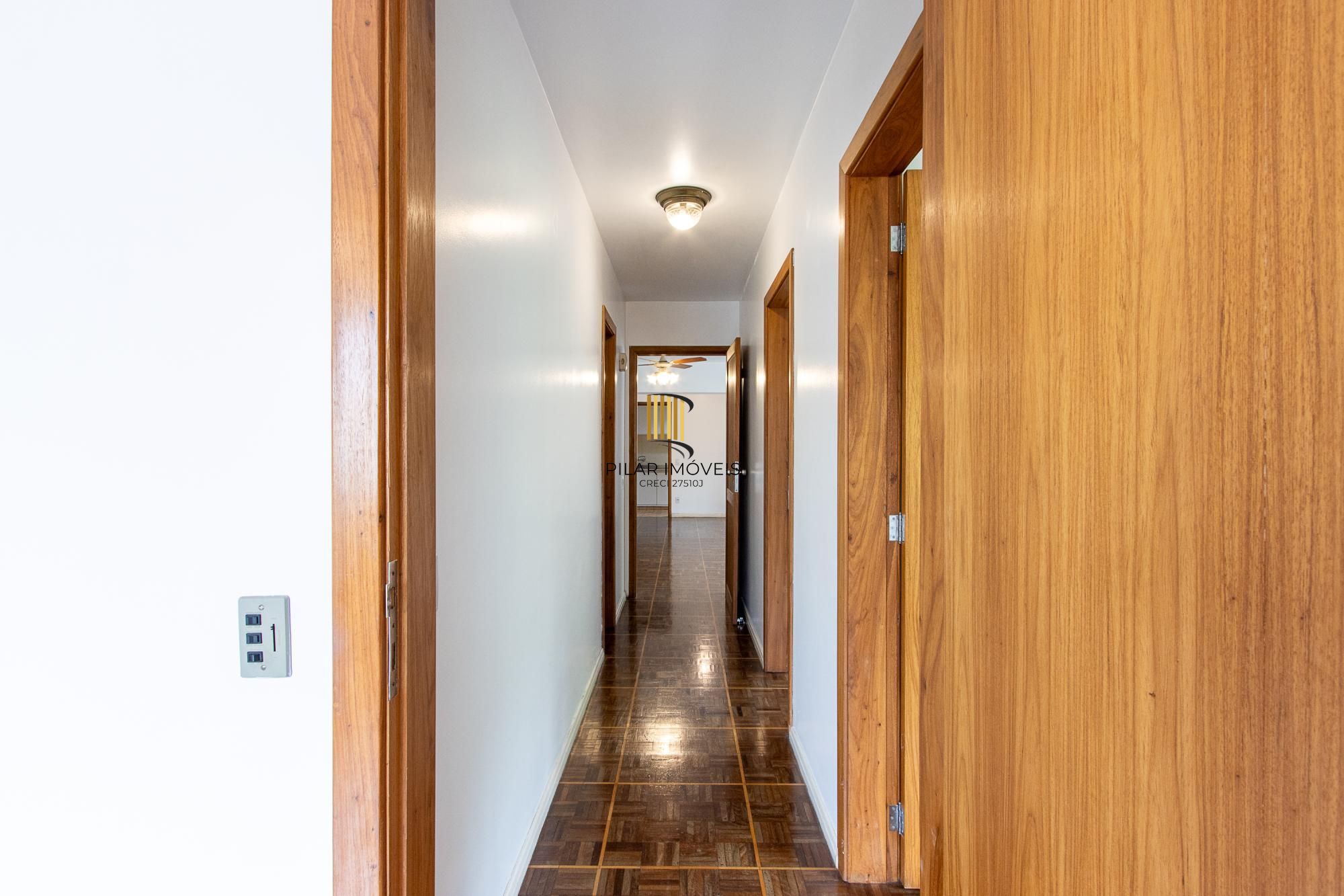 Apartamento 3 Dormitório(s) Bairro Menino Deus