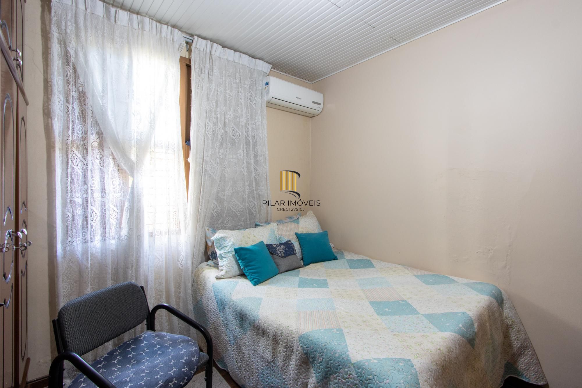 Casa para Venda - 180m², 3 dormitórios, sendo 1 suites, 2 vagas - Ipanema