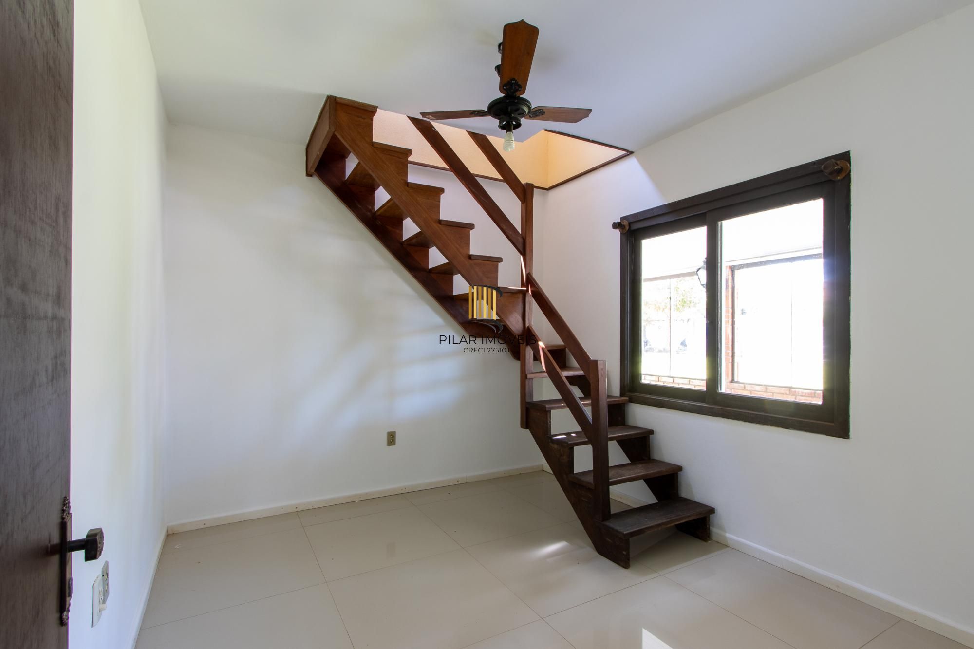 Casa Residencial à Venda no Bairro Guarujá, Porto Alegre, RS