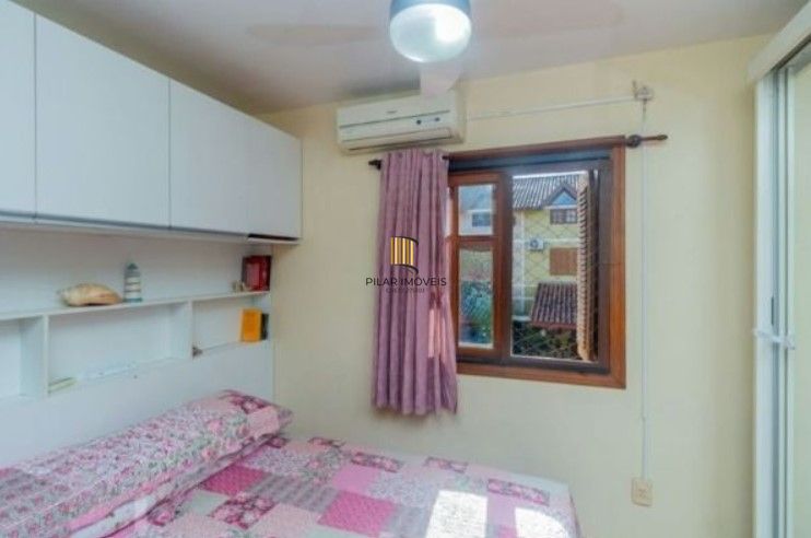 Casa em condomínio 3 dormitórios ´- Bairro Camaquã