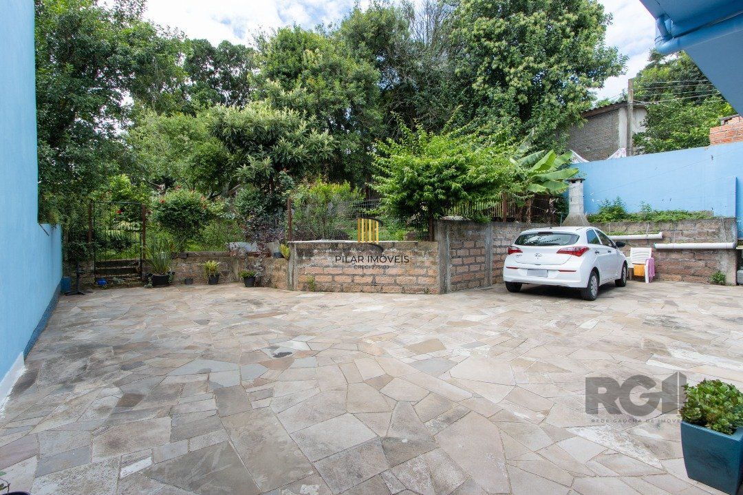 Casa, 5 dormitórios, sendo 1 suíte, 312m² privativos, 8 vagas - Bairro Vila Nova