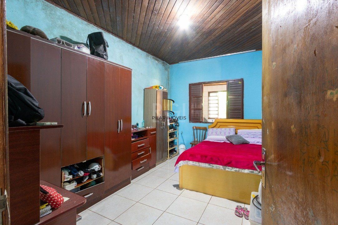 Casa para Venda - 2200m², 3 dormitórios, Lomba do Pinheiro