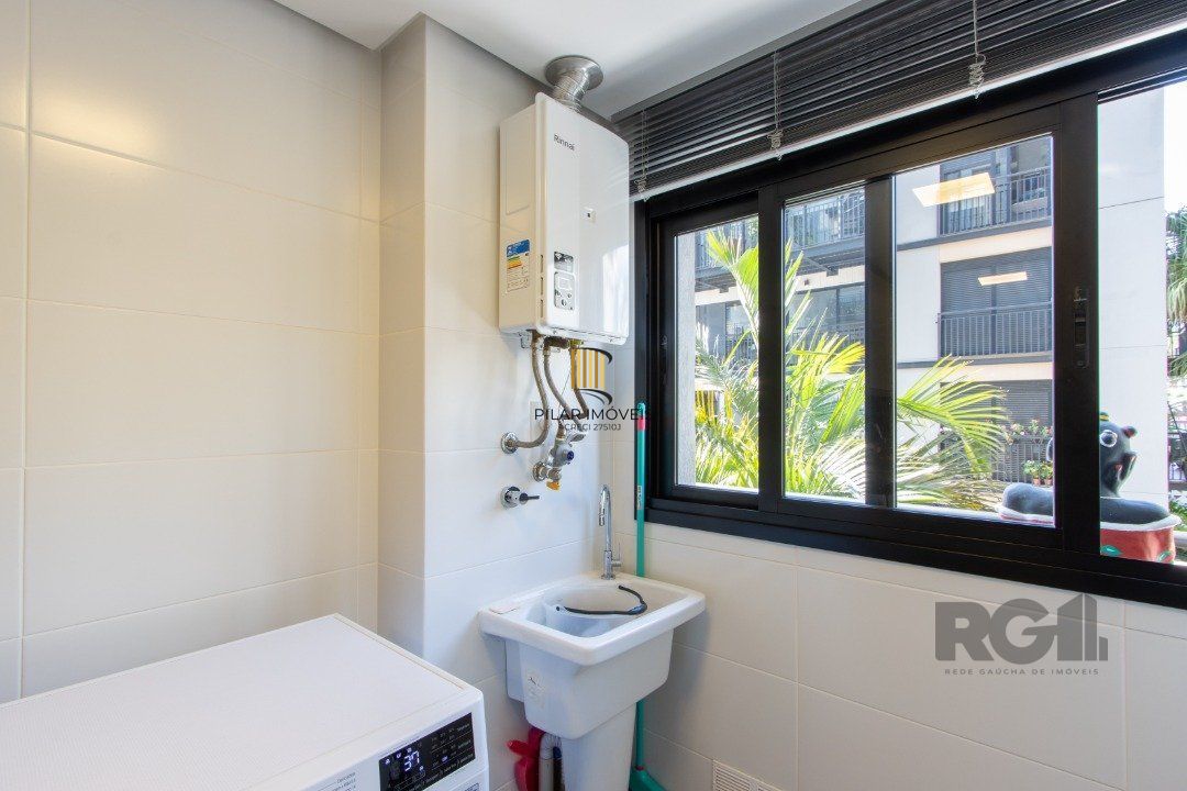 Apartamento 2 dormitórios no bairro Tristeza