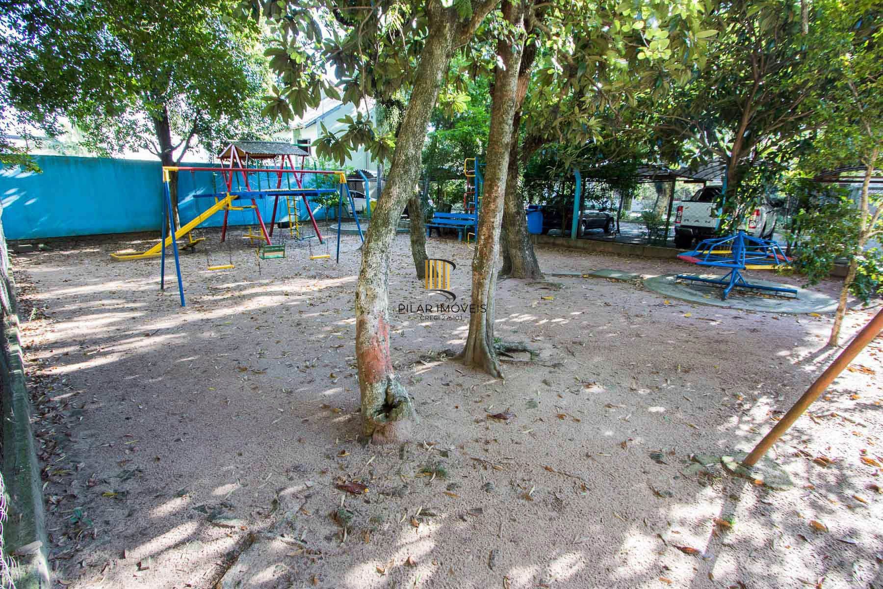 Lindo apartamento andar alto com vista para o Rio, 2 quartos - Bairro Cristal