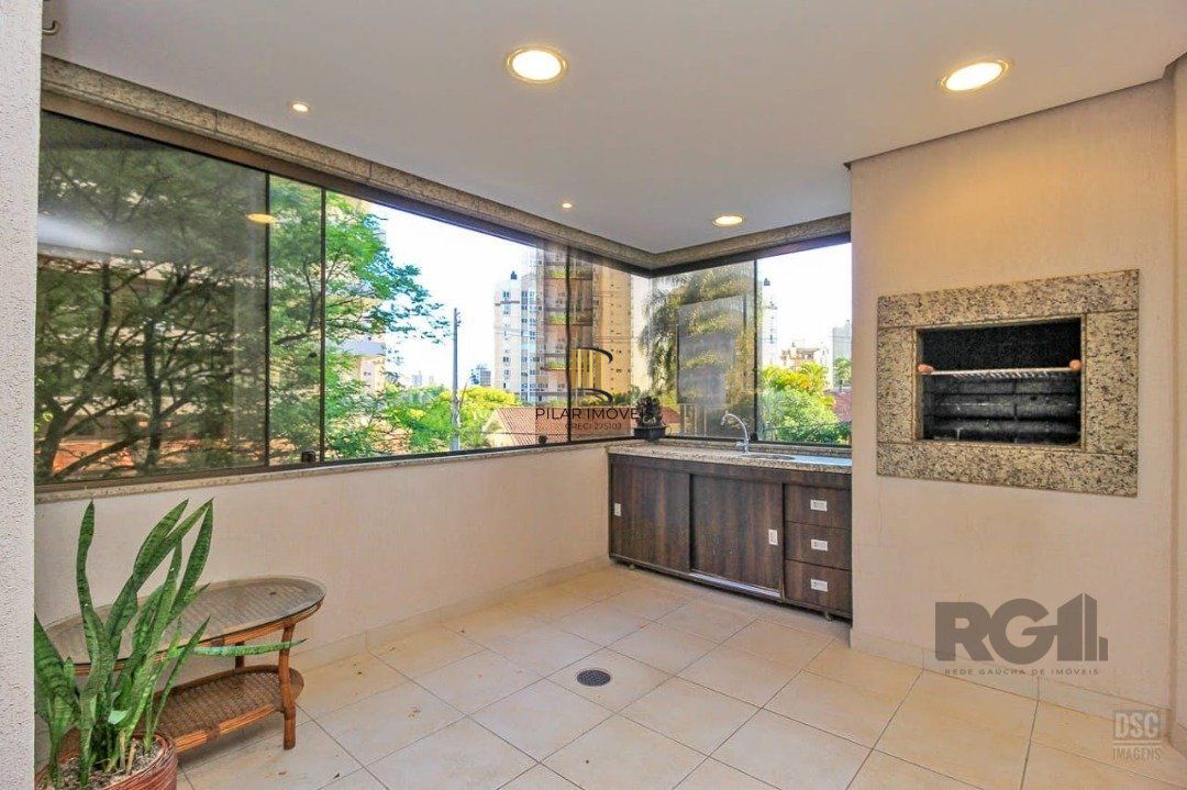 Apartamento 3 dormitórios no bairro Petrópolis