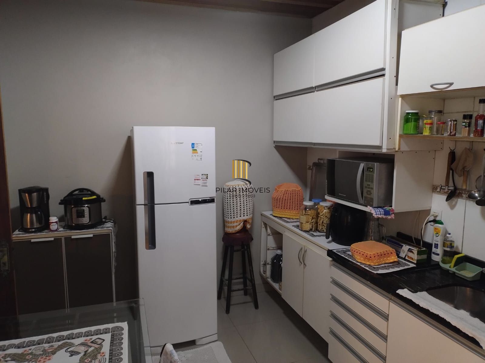 Casa para Venda - 182m², 2 dormitórios, sendo 1 suites, 3 vagas - Lami