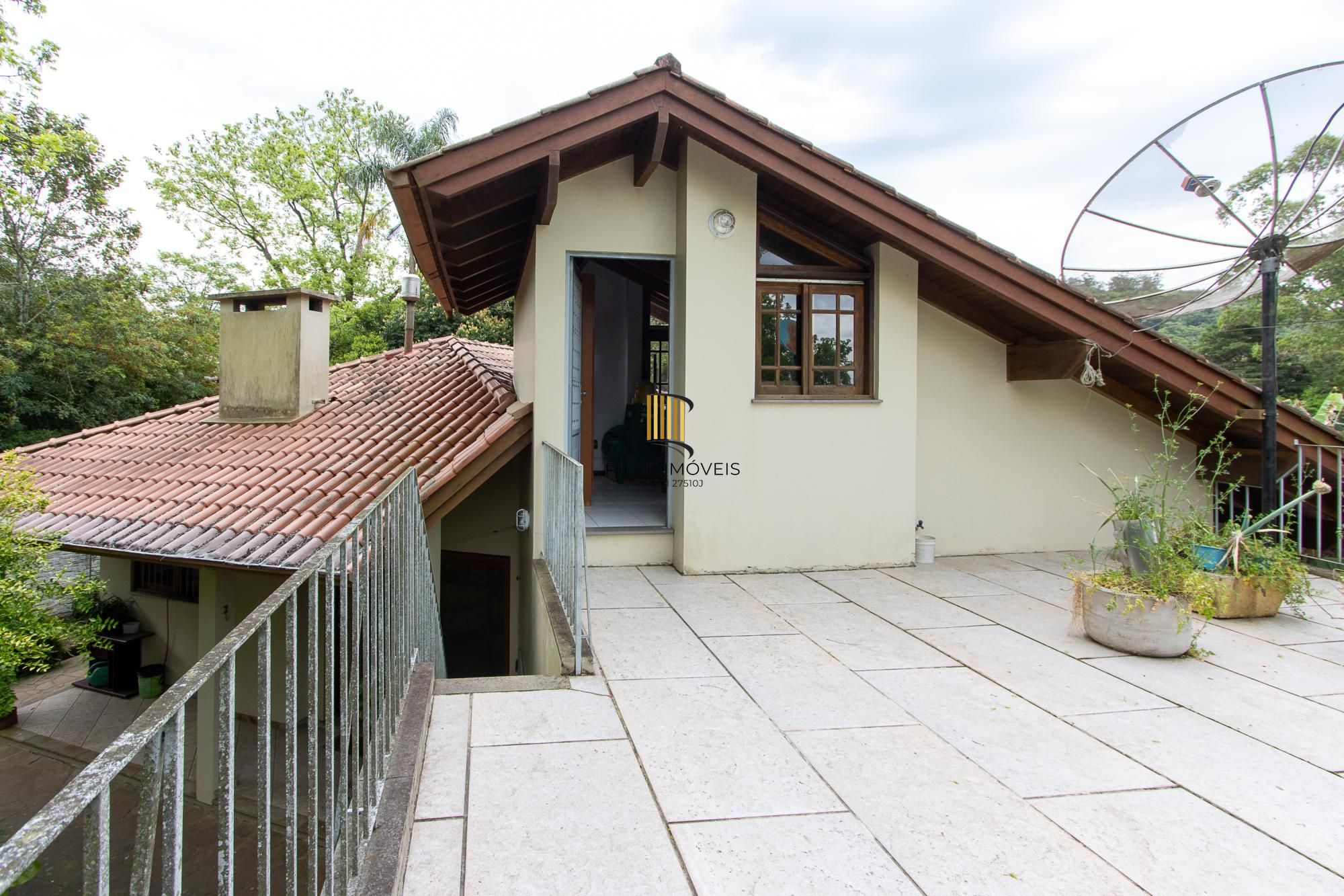Casa térrea, nova, 3 quartos, 1 suite - Bairro Belém Velho
