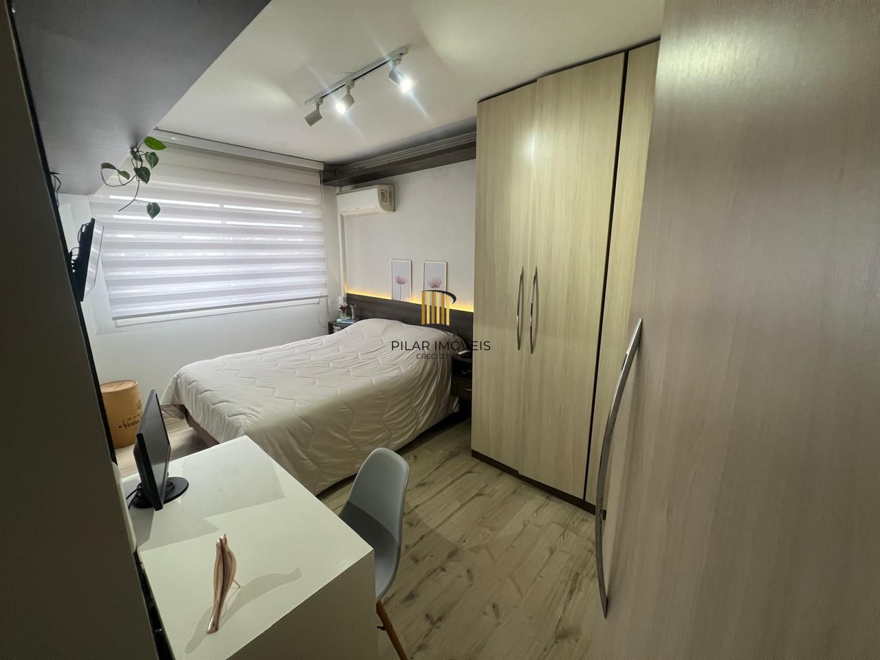 Apartamento de 2 dormitórios no bairro Camaquã.