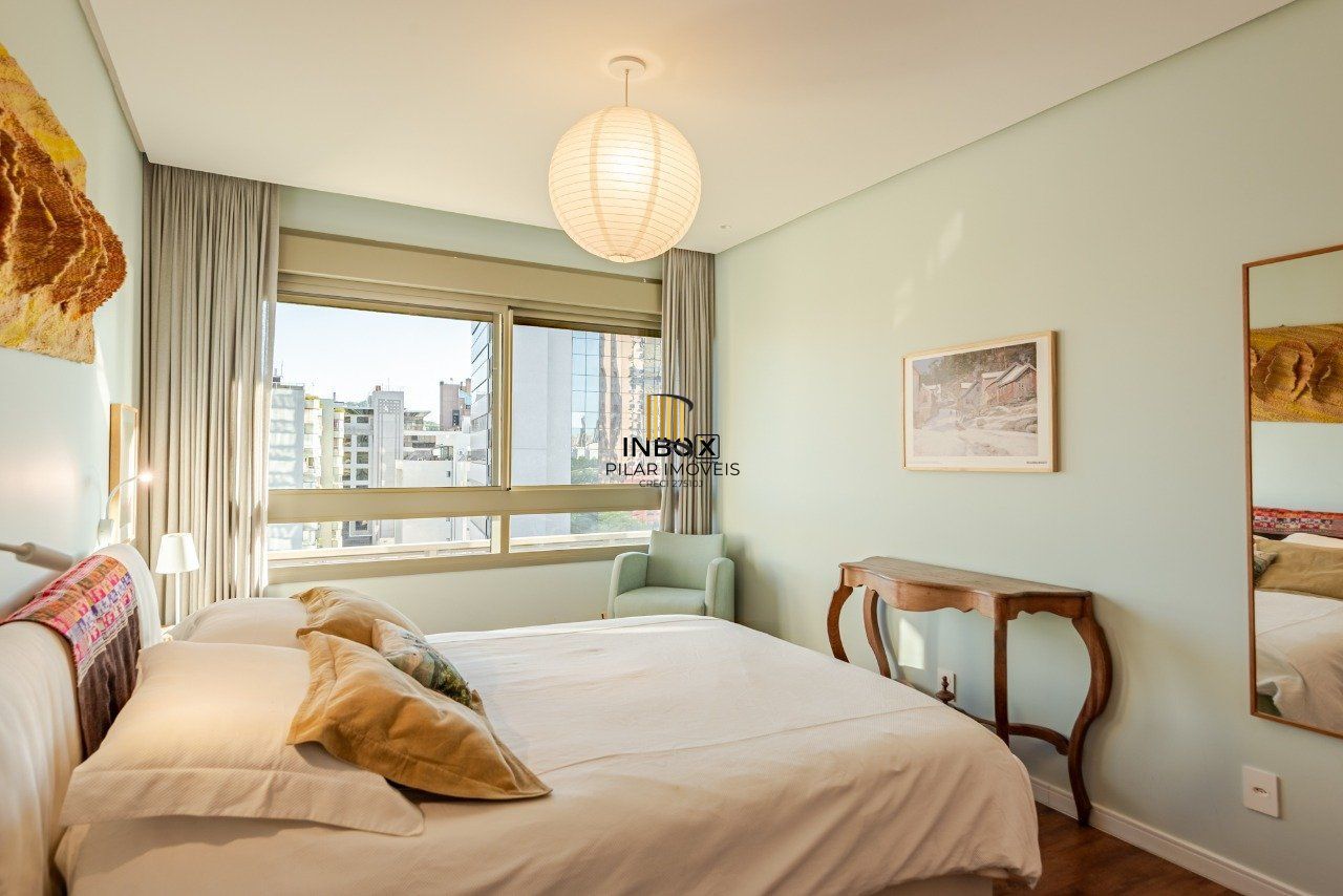 Apartamento 3 Suítes Mobiliado à Venda na Avenida Praia de Belas