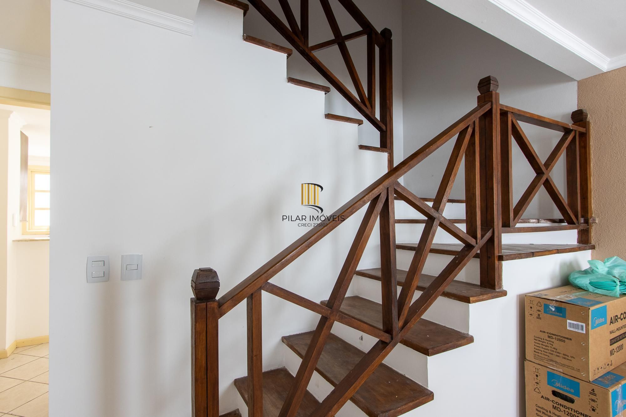 Casa em condomínio, 3 dormitórios (1 suite) 2 vagas - Jardim Isabel