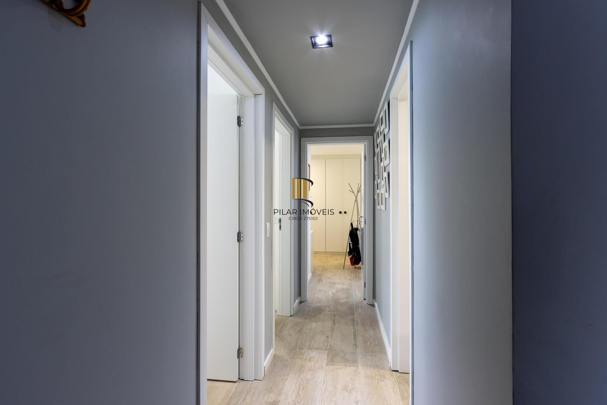 Apartamento 3 dormitórios no bairro Menino Deus