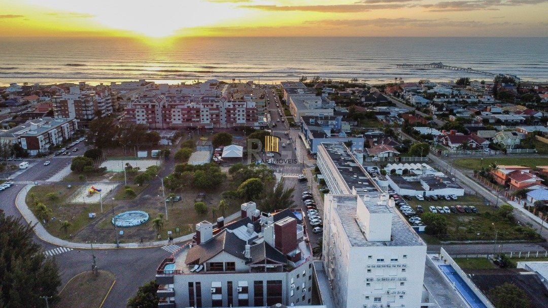 Apartamento para Venda - 153m², 3 dormitórios, sendo 1 suites, 2 vagas - Atlântida