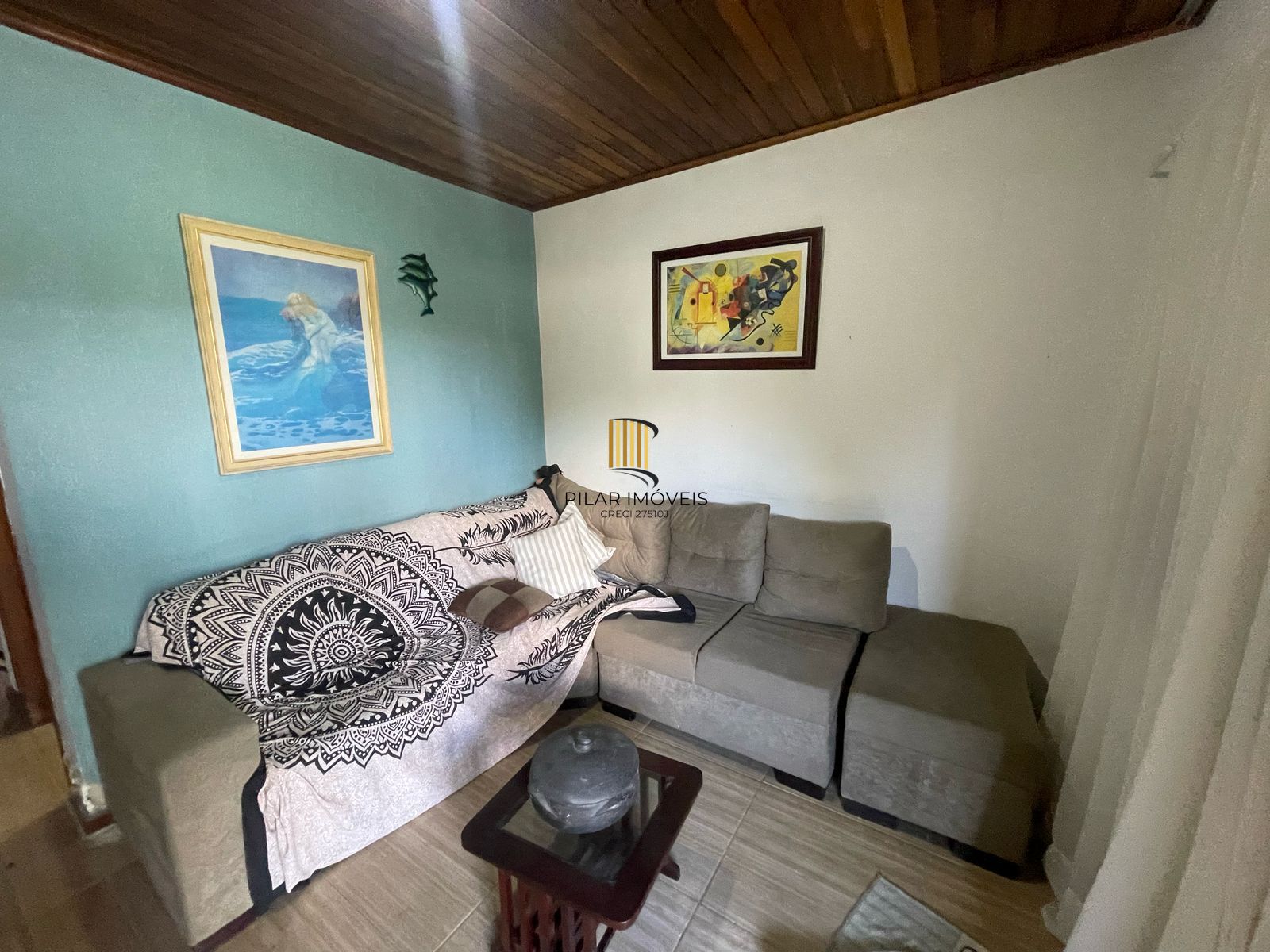 **Casa Residencial à Venda em Porto Alegre, Rio Grande do Sul**