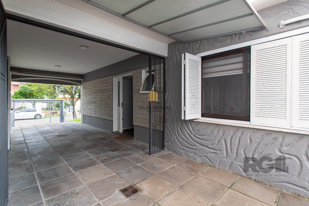 Casa 4 dormitórios no bairro Jardim Isabel