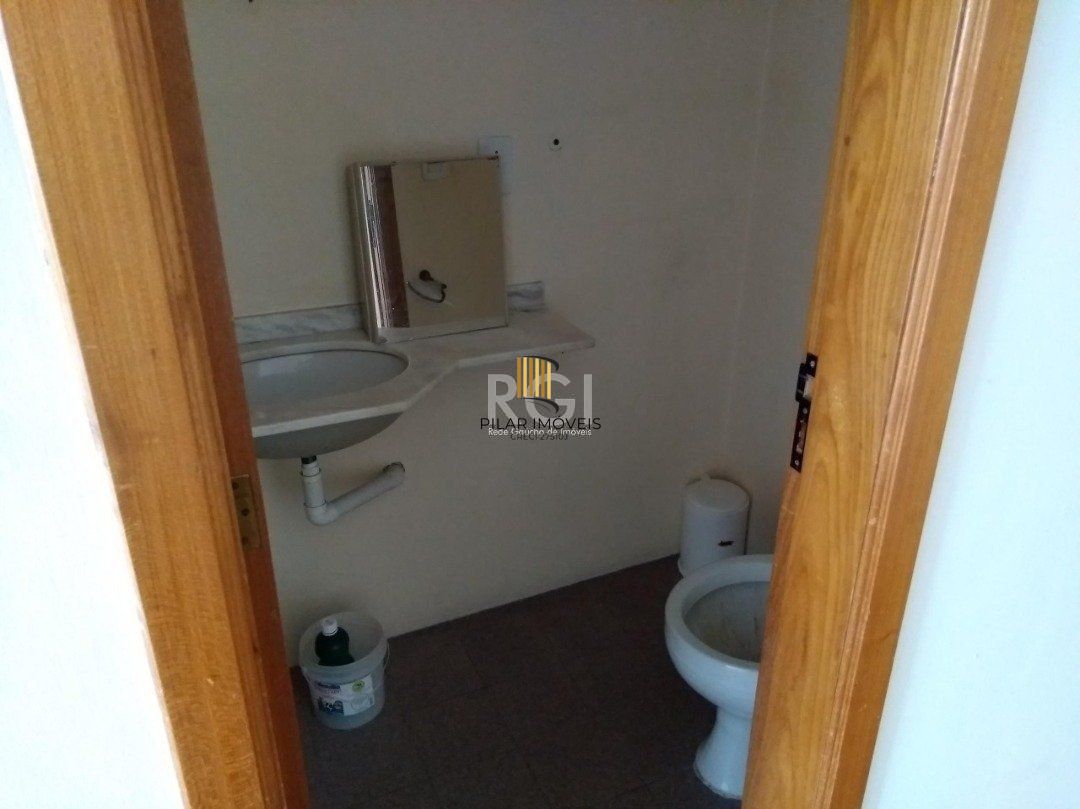 Conjunto/Sala para Venda - 31.31m², 0 dormitórios, Petrópolis