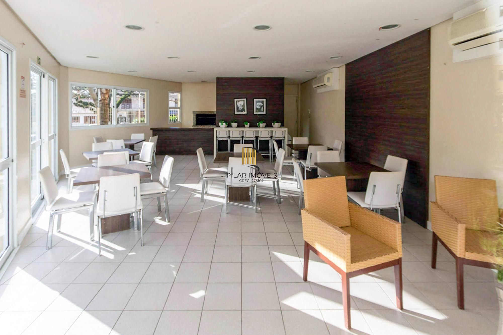 Apartamento 2 dormitórios no bairro Cristal