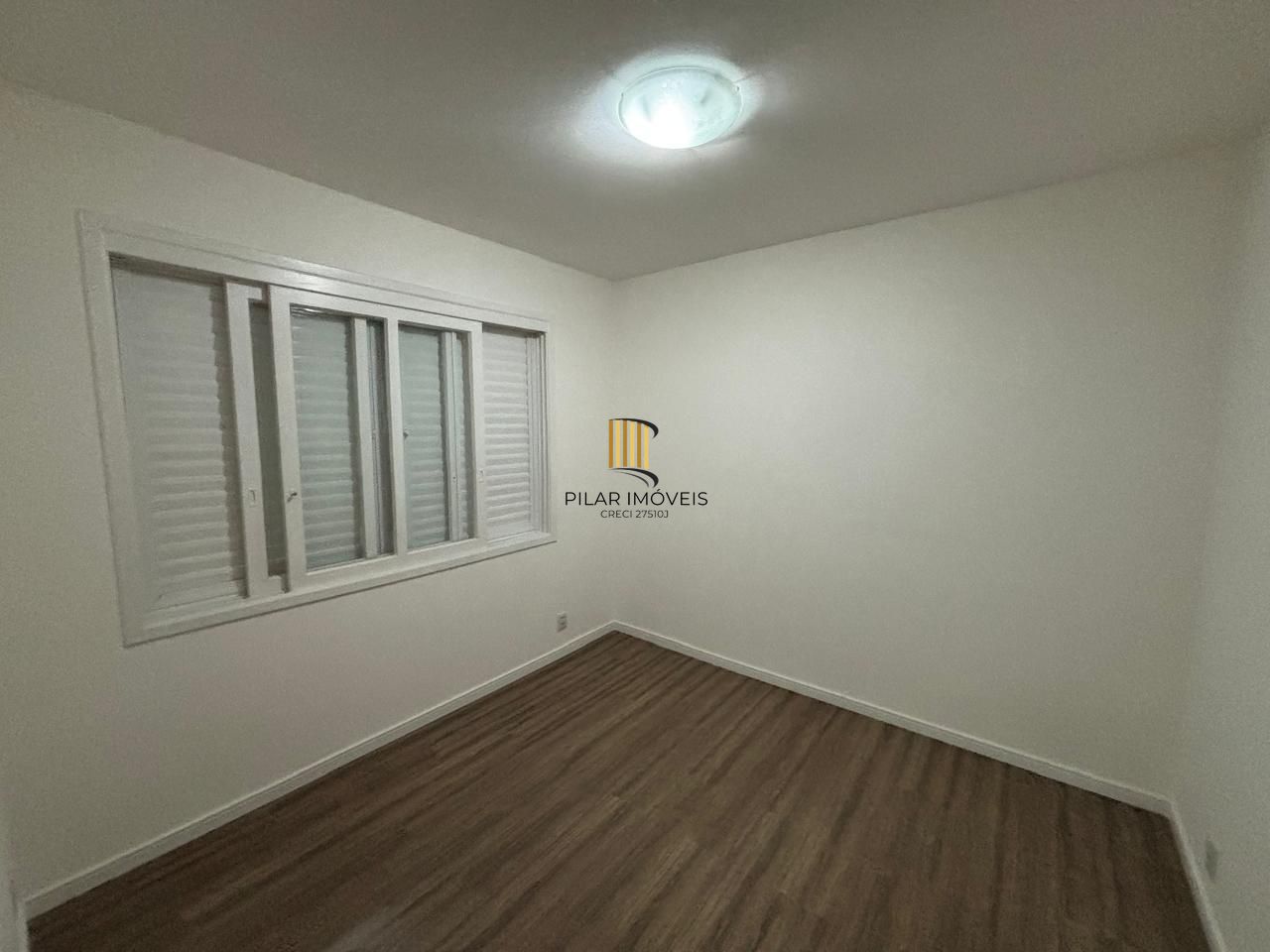 Oportunindade!!! Apartamento desocupado no coração do Centro Histórico de Porto Alegre.