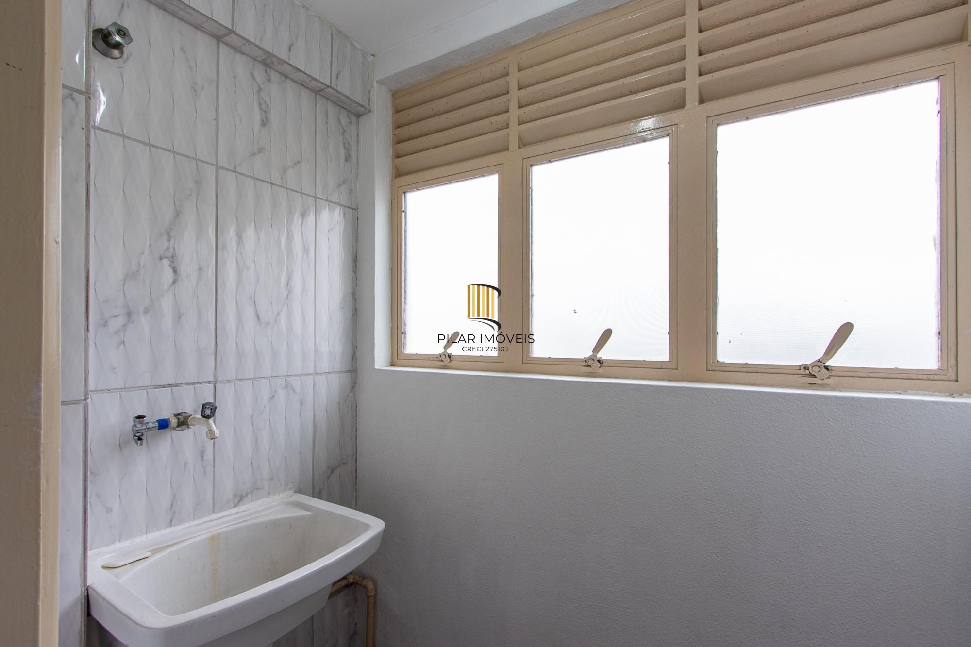 Apartamento 2 quartos, com 1 vaga escriturada - Bairro Tristeza