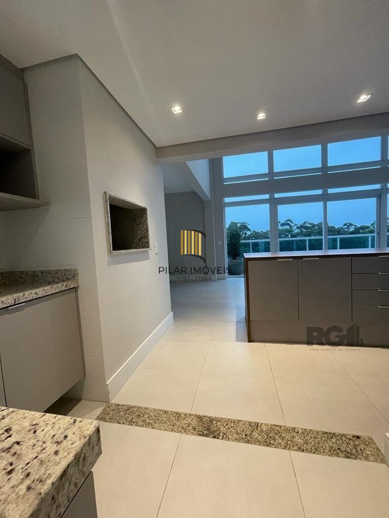 Duplex maravilhoso de frente com sacada