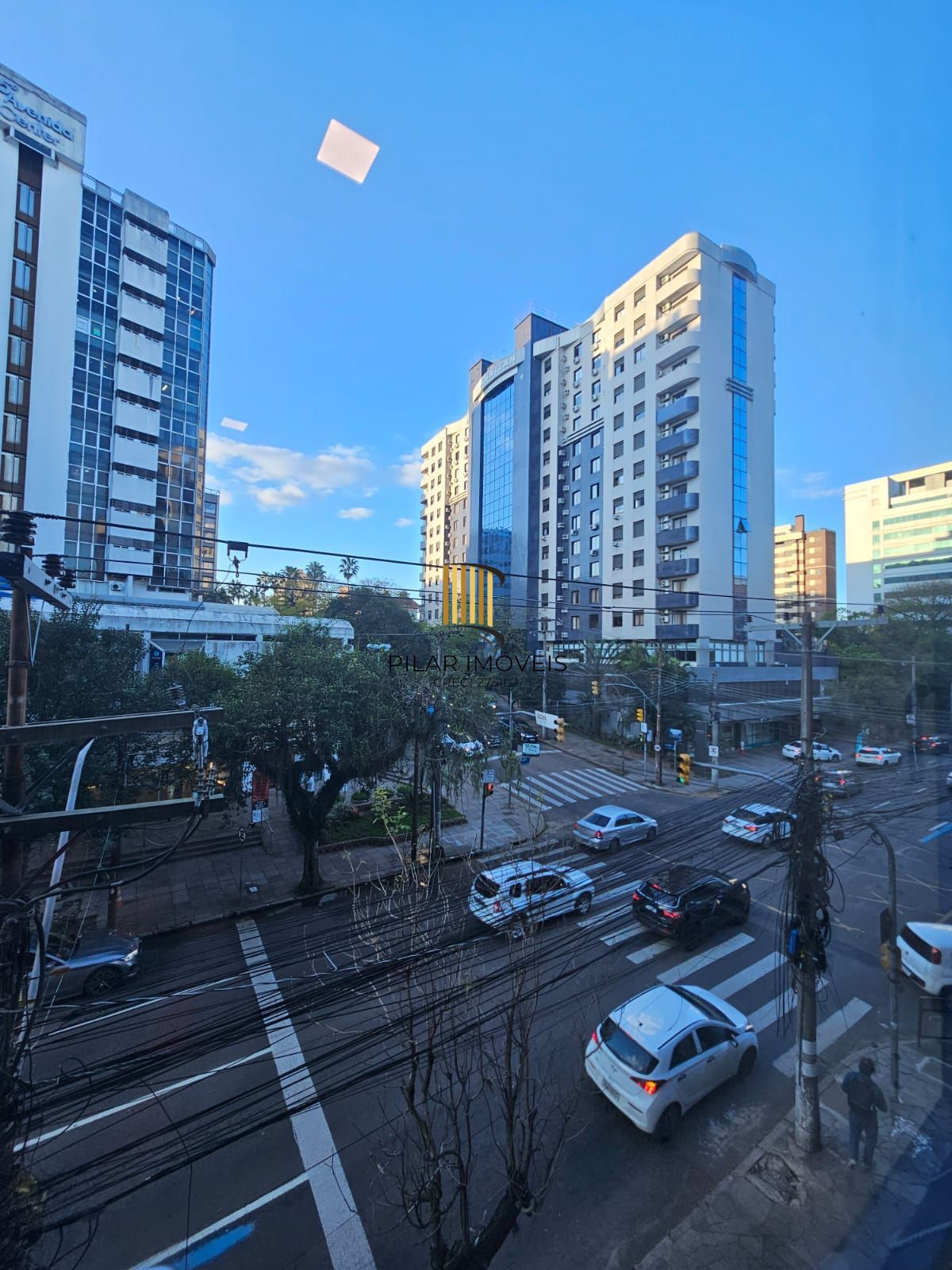 Conjunto comercial na Mostardeiro