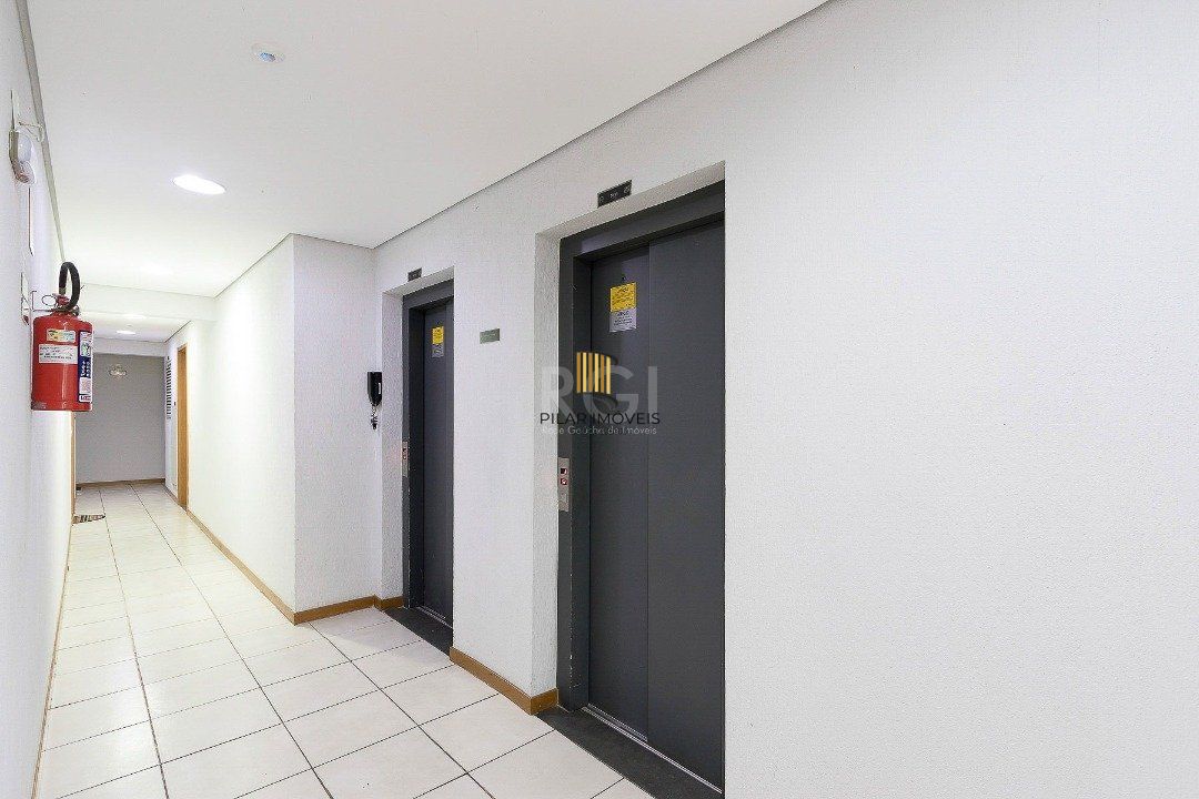Apartamento 2 dormitórios no bairro Tristeza