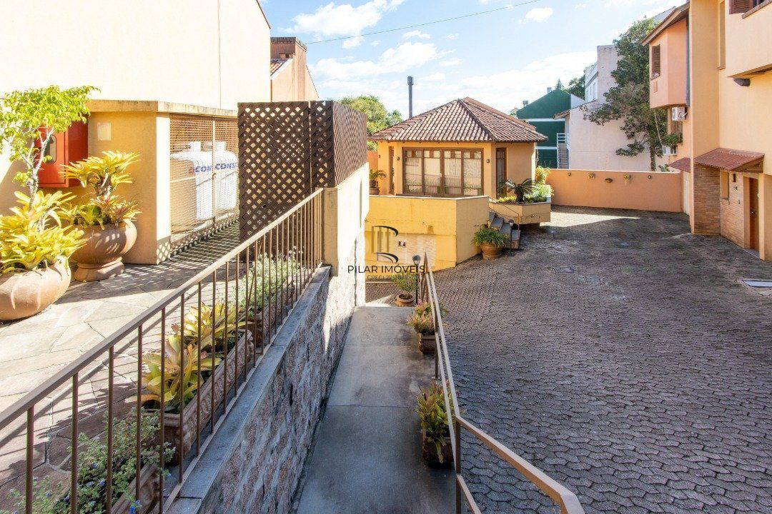 Casa de Condomínio 3 dormitórios no bairro Espírito Santo