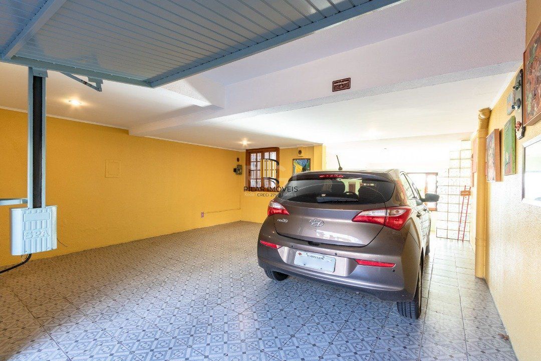 Casa para Venda - 226.96m², 3 dormitórios, sendo 2 suites, 3 vagas - Jardim Isabel