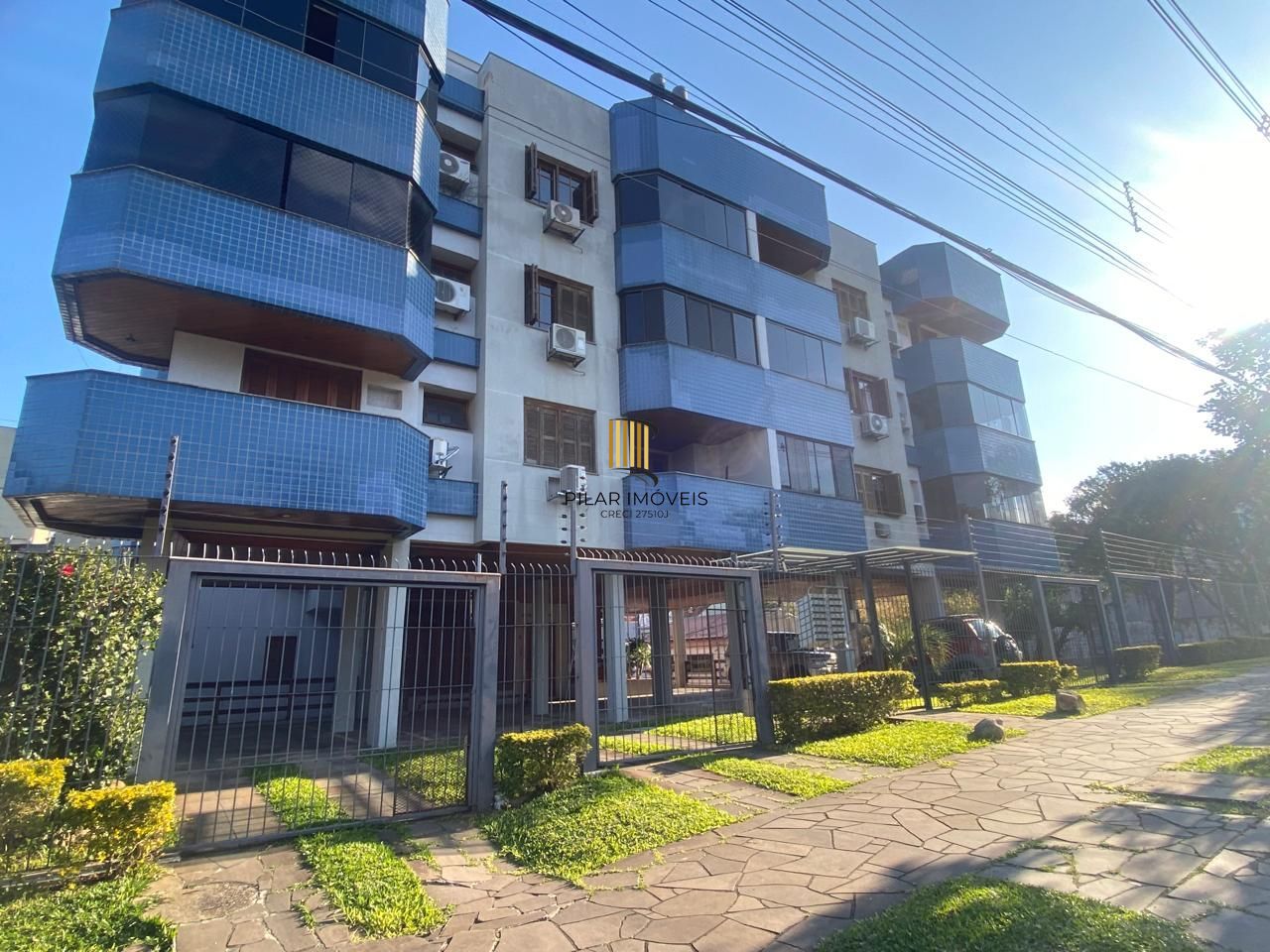Excelente apartamento 3 dormitórios sendo 01 suíte, Sacada e com Òtima Posição Solar