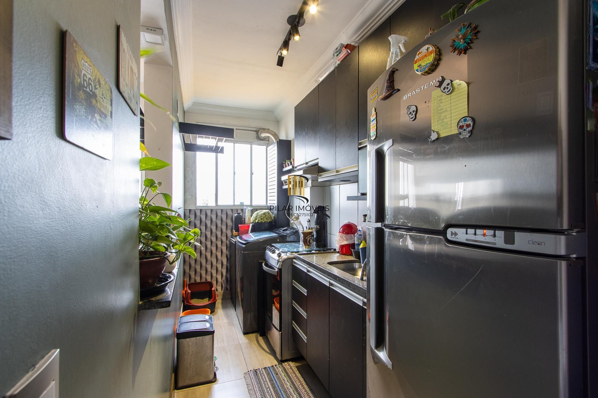 Apartamento Semimobiliado de 2 Quartos na Glória, Porto Alegre